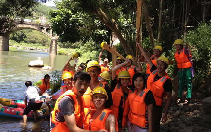 環(huán)瑞公司清遠漂流