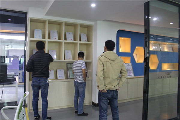 蘇州恒溫恒濕試驗箱廠家與知名企業(yè)正式達成合作